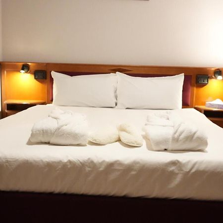 Sn Hotel And Restaurant Langgons Εξωτερικό φωτογραφία