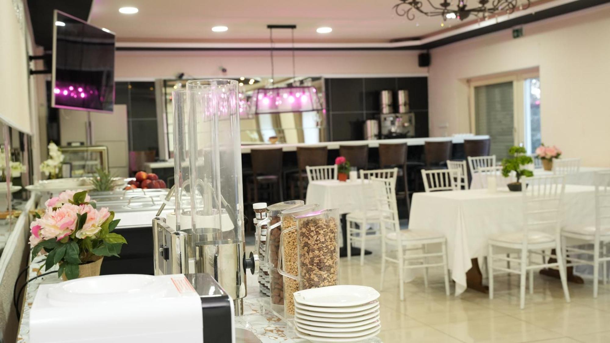 Sn Hotel And Restaurant Langgons Εξωτερικό φωτογραφία