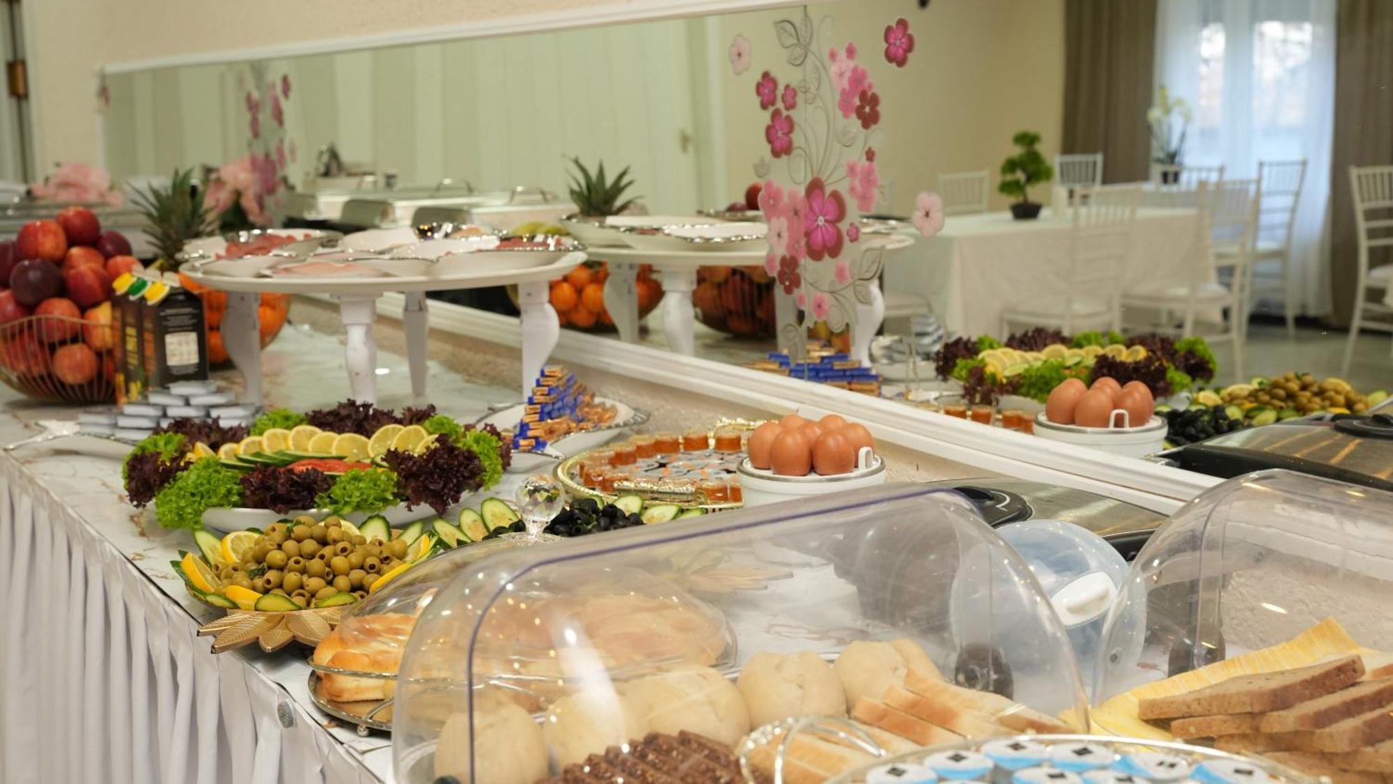 Sn Hotel And Restaurant Langgons Εξωτερικό φωτογραφία